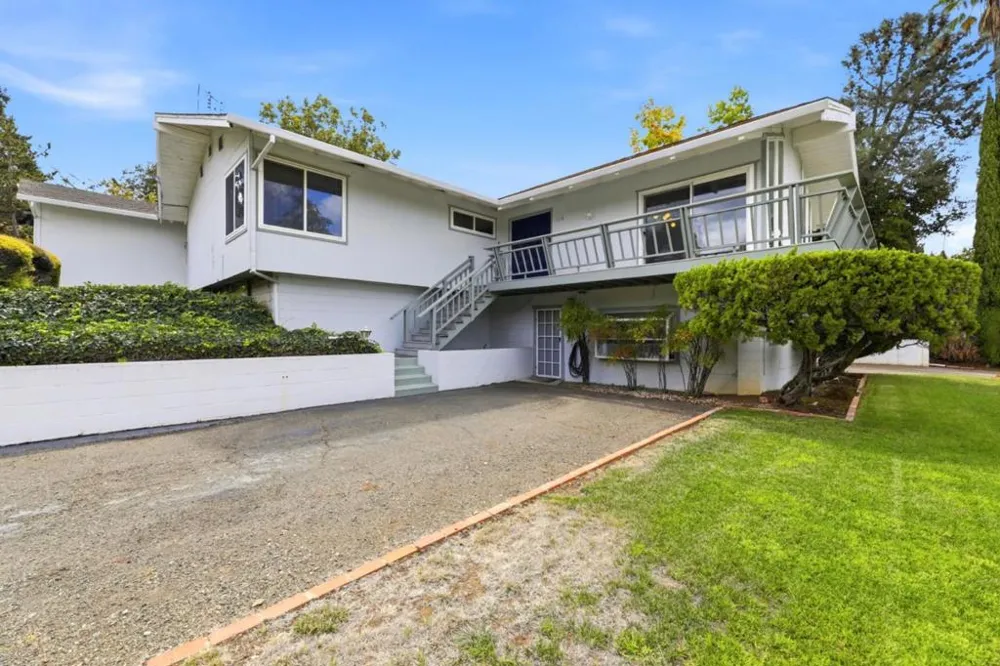 1218 Wooded Hills Drive San Jose, CA 95120