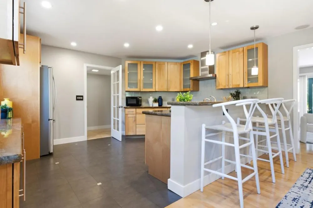 65 Mountain View Place San Mateo, CA 94402