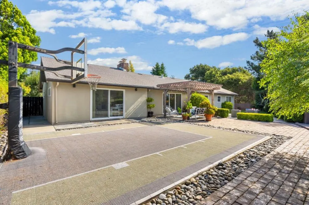 65 Mountain View Place San Mateo, CA 94402