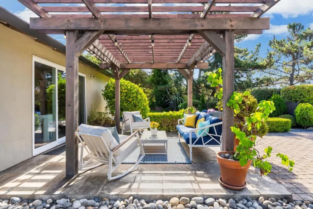 65 Mountain View Place San Mateo, CA 94402