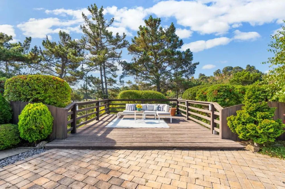 65 Mountain View Place San Mateo, CA 94402