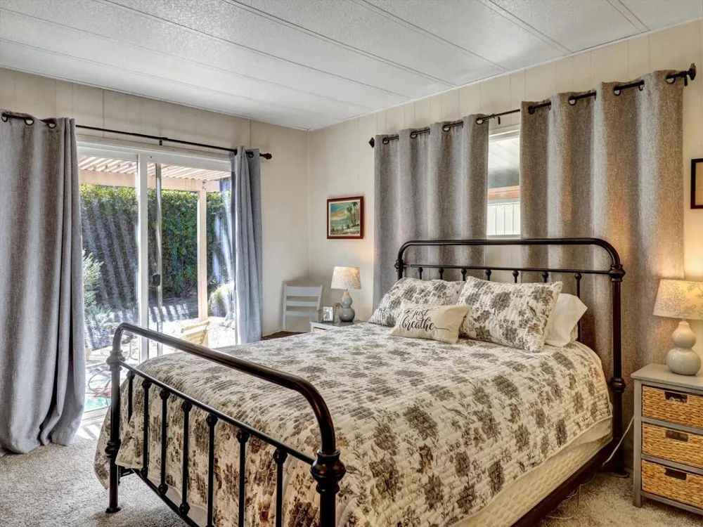 49305 Ca-74 #139 Palm Desert, CA 92260