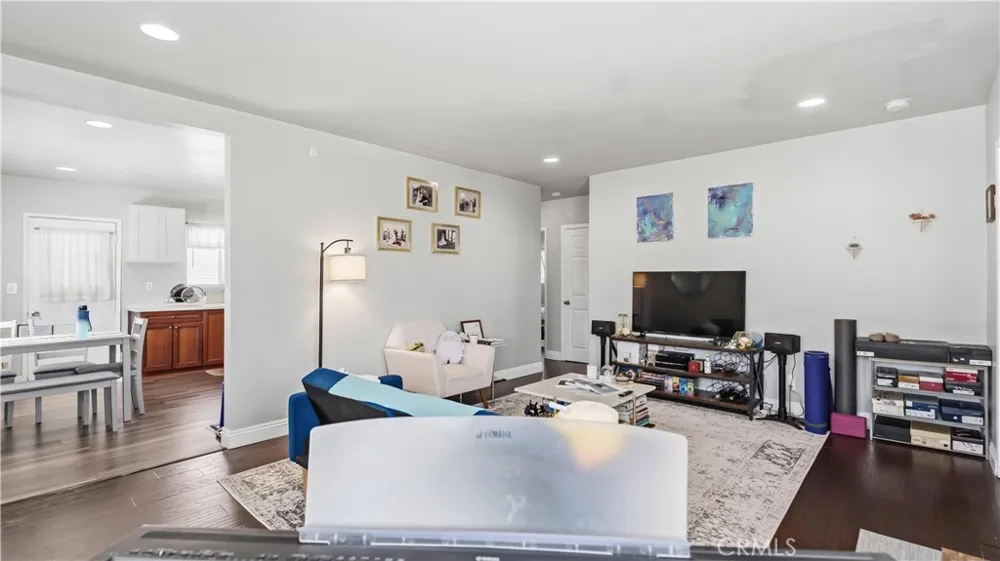 28 W Ramona Road Alhambra, CA 91803