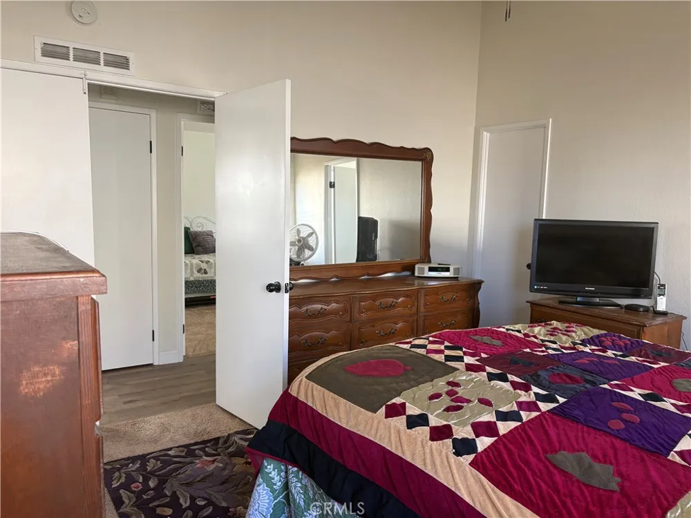 22241 Nisqually Road #19 Apple Valley, CA 92308