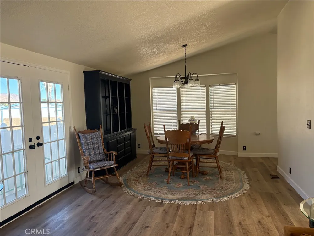 22241 Nisqually Road #19 Apple Valley, CA 92308
