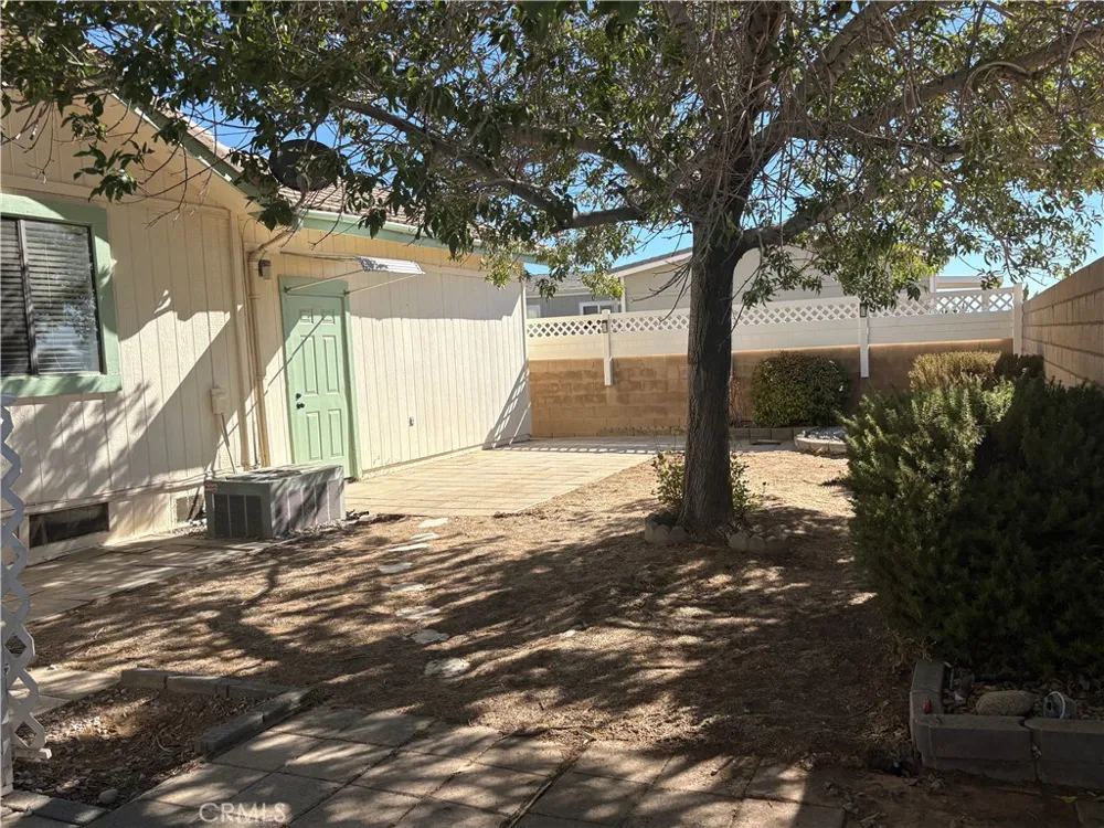 22241 Nisqually Road #19 Apple Valley, CA 92308