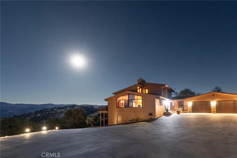 9256 Lazo Way La Grange, CA 95329
