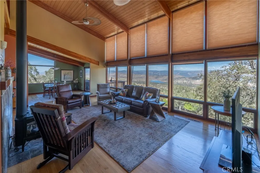 9256 Lazo Way La Grange, CA 95329