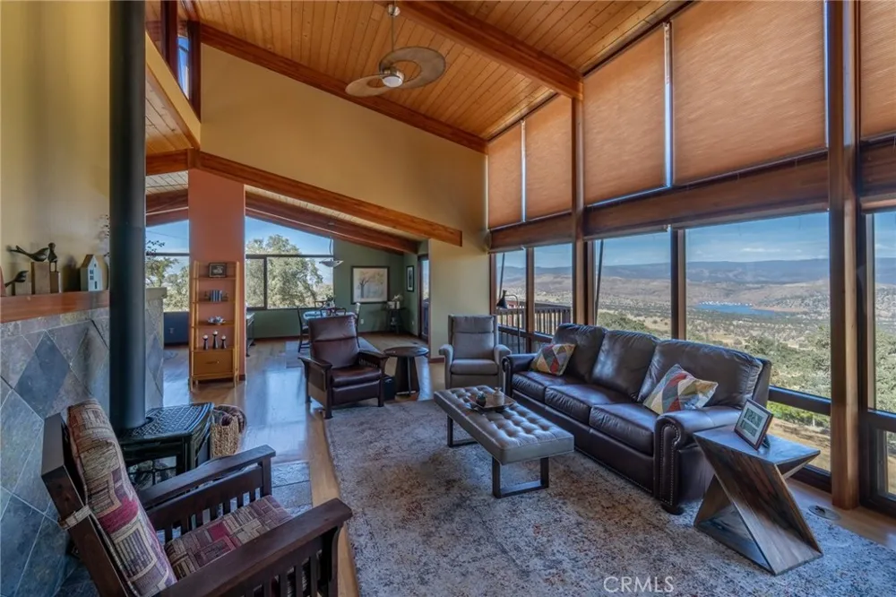 9256 Lazo Way La Grange, CA 95329