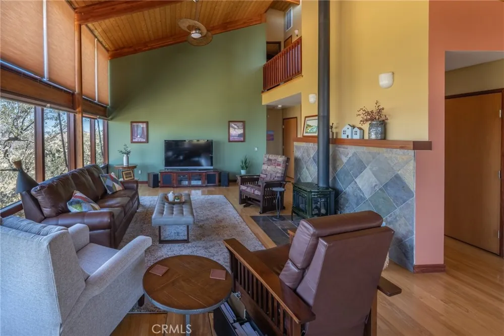 9256 Lazo Way La Grange, CA 95329
