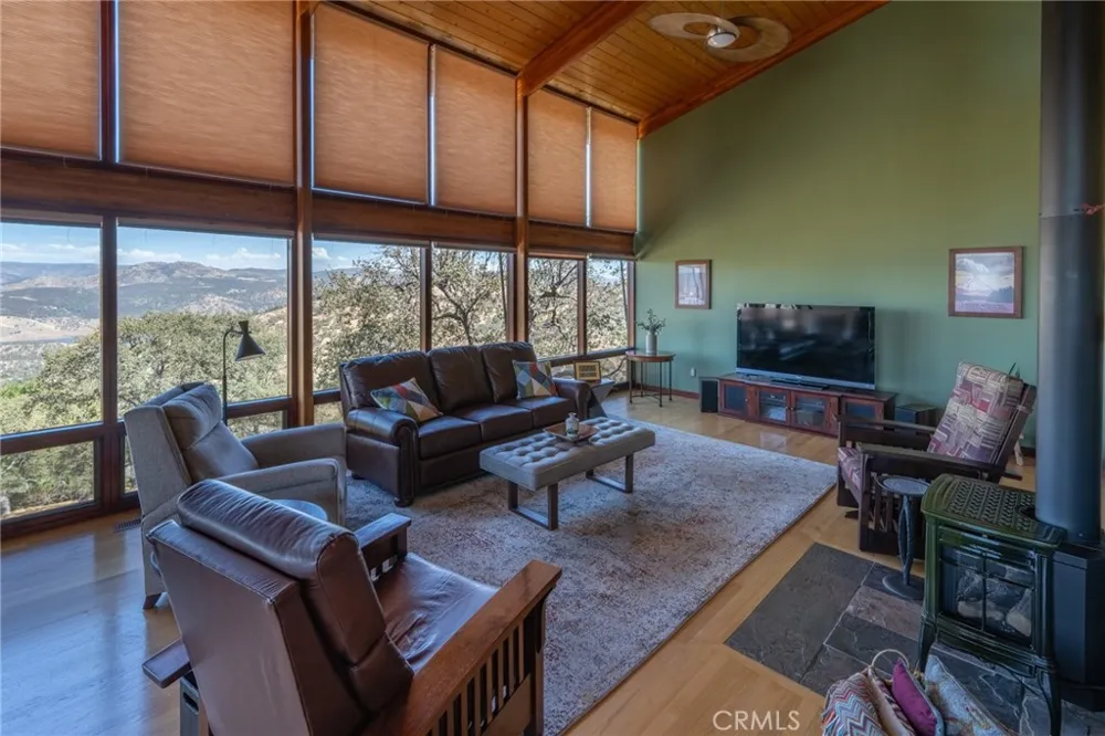 9256 Lazo Way La Grange, CA 95329