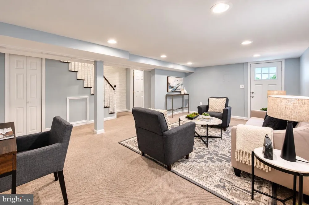 449 LURAY PLACE NW Washington, DC 20010