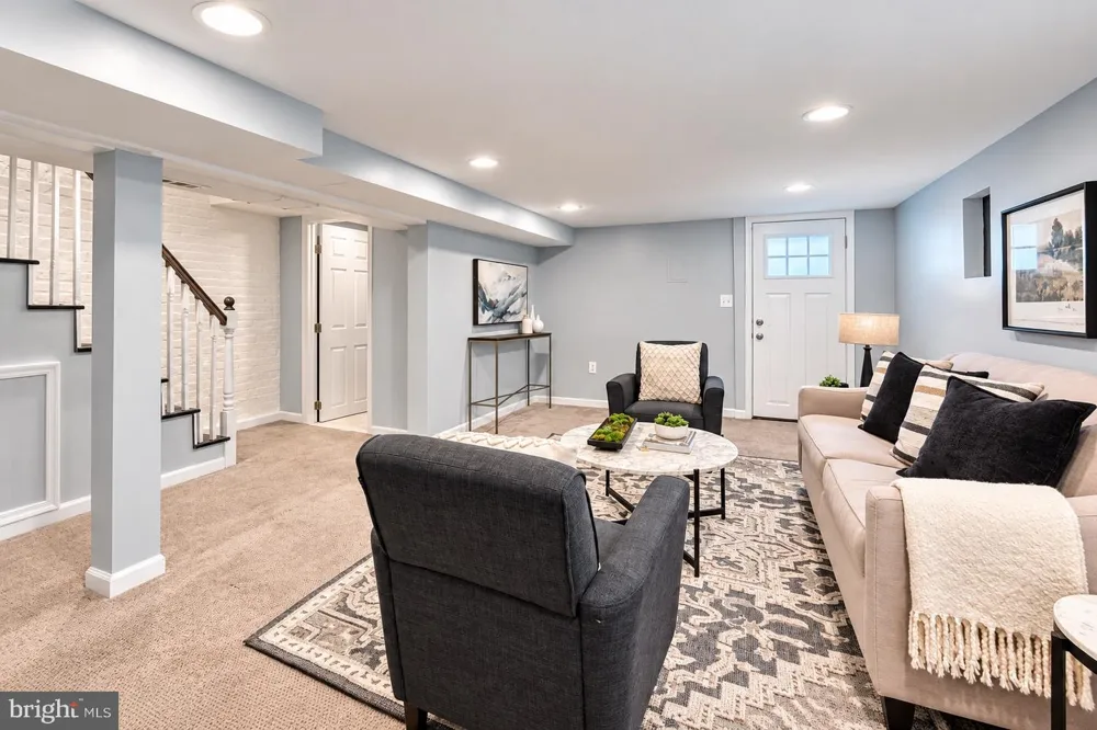 449 LURAY PLACE NW Washington, DC 20010