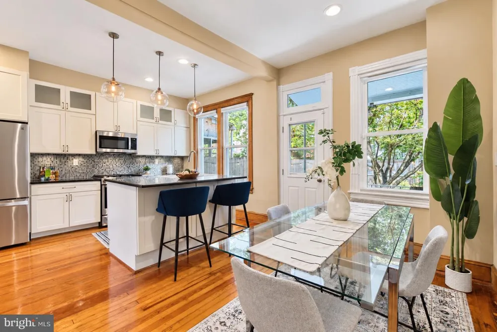 449 LURAY PLACE NW Washington, DC 20010