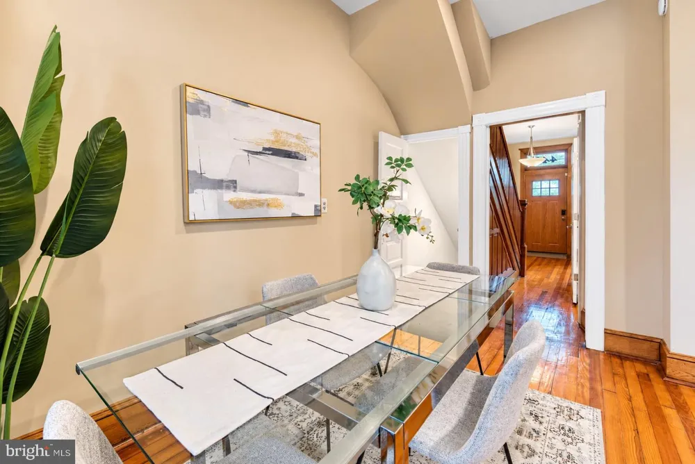 449 LURAY PLACE NW Washington, DC 20010