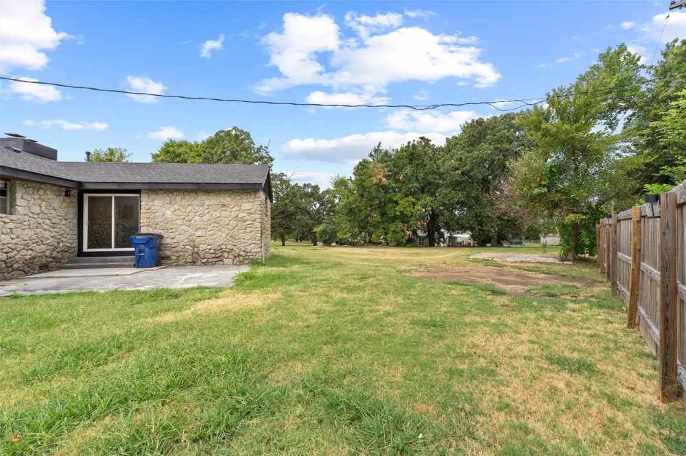 2401 Grandview Avenue Pawhuska, OK 74056