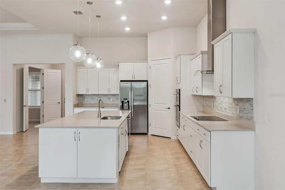 1005 MARE WAY Oviedo, FL 32765