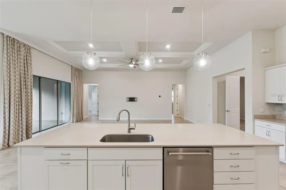 1005 MARE WAY Oviedo, FL 32765
