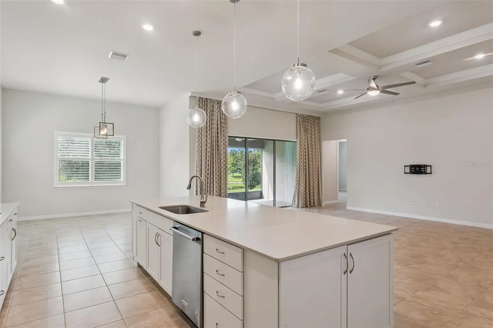1005 MARE WAY Oviedo, FL 32765