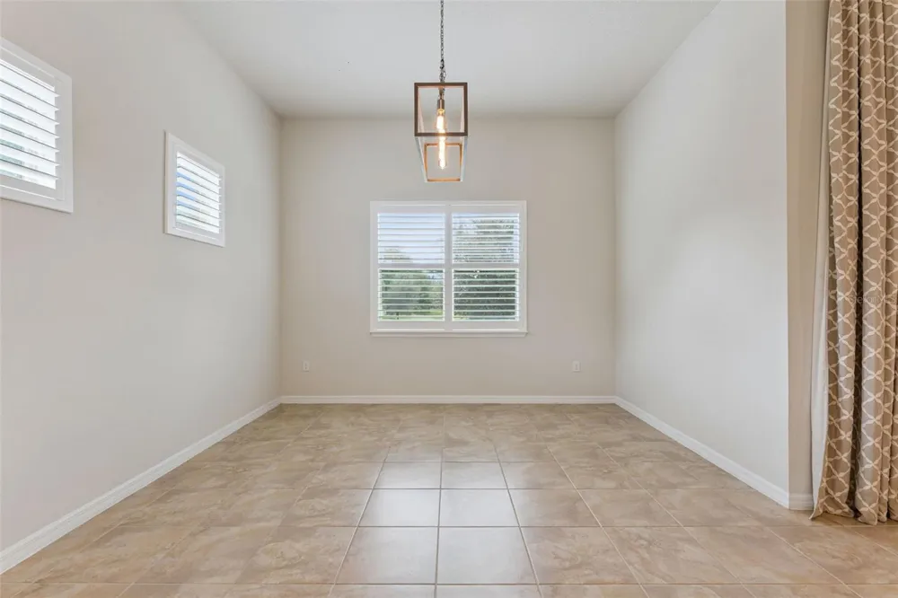 1005 MARE WAY Oviedo, FL 32765