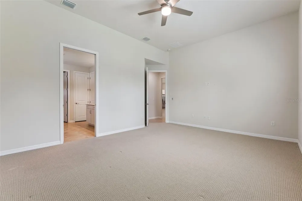 1005 MARE WAY Oviedo, FL 32765