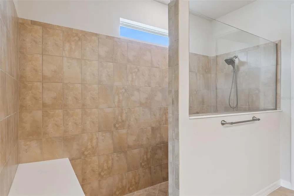 1005 MARE WAY Oviedo, FL 32765