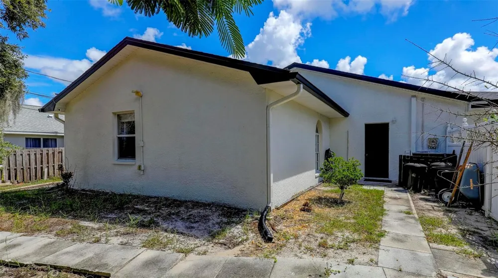 1016 GOSHEN ROAD Tarpon Springs, FL 34689