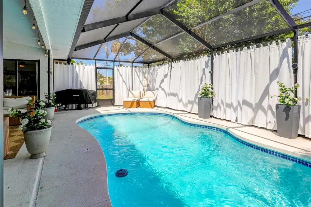 1016 GOSHEN ROAD Tarpon Springs, FL 34689