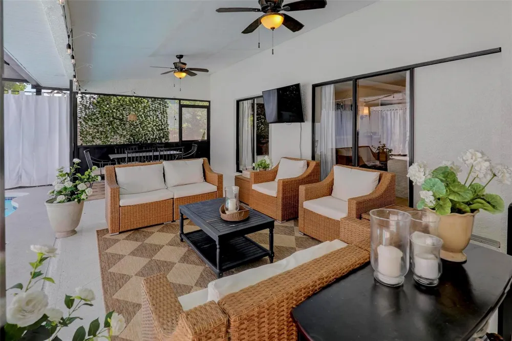 1016 GOSHEN ROAD Tarpon Springs, FL 34689