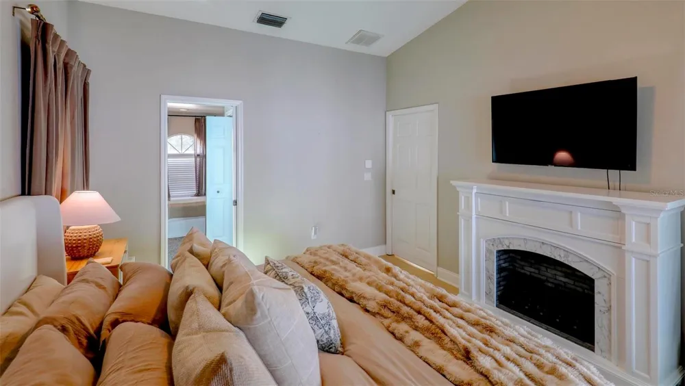 1016 GOSHEN ROAD Tarpon Springs, FL 34689