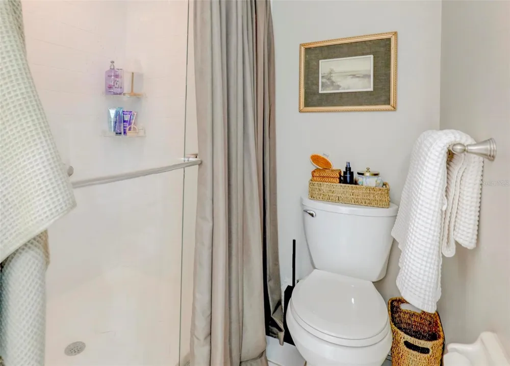 1016 GOSHEN ROAD Tarpon Springs, FL 34689