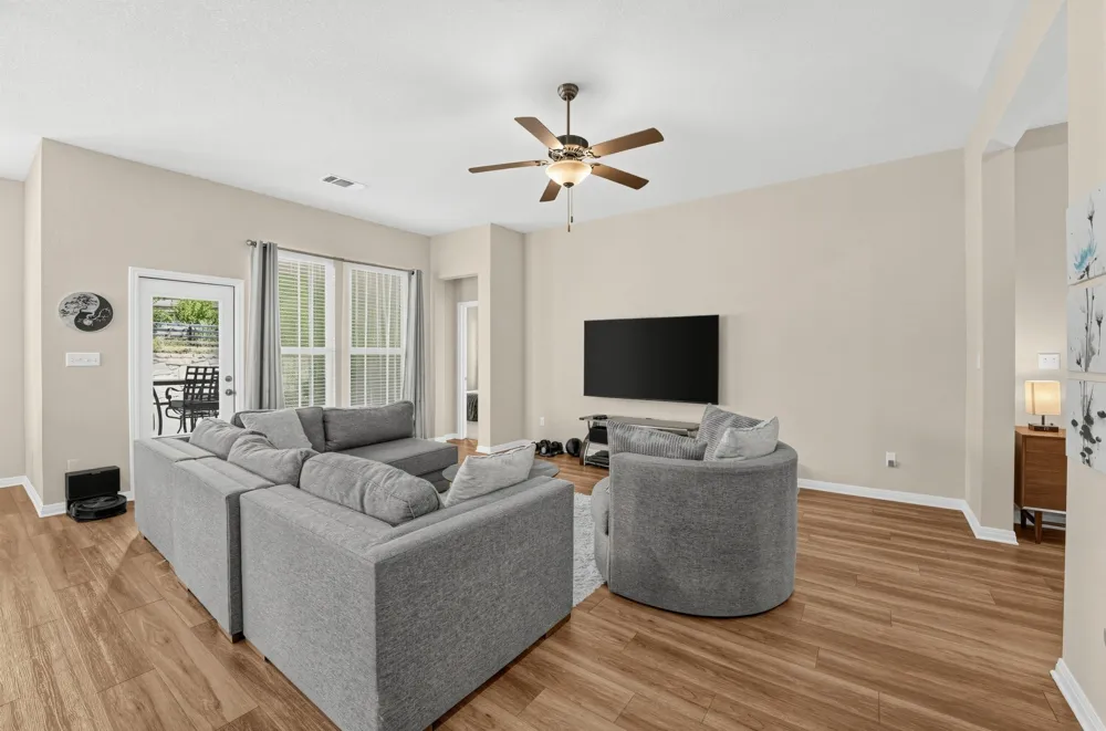 145 Brooks Ranch Drive Kyle, TX 78640