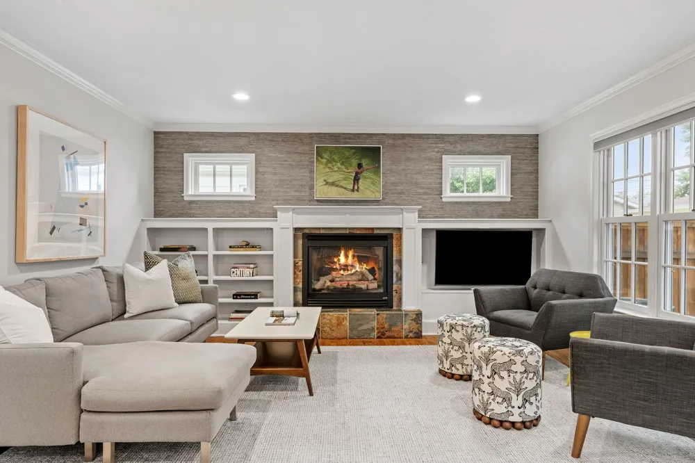 5541 Vincent Avenue S Minneapolis, MN 55410