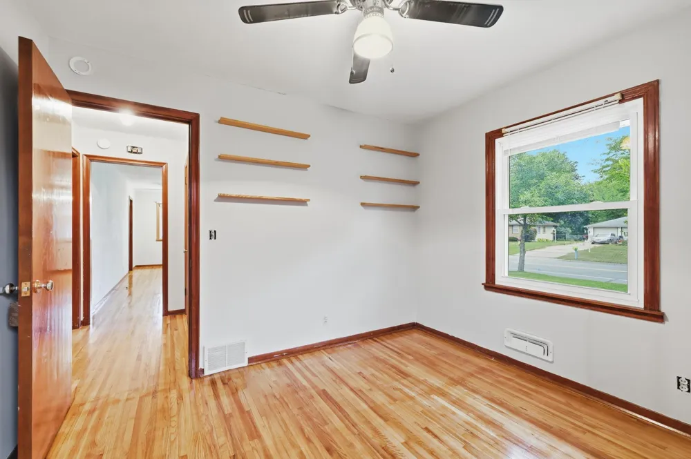8739 Hadley Avenue S Cottage Grove, MN 55016