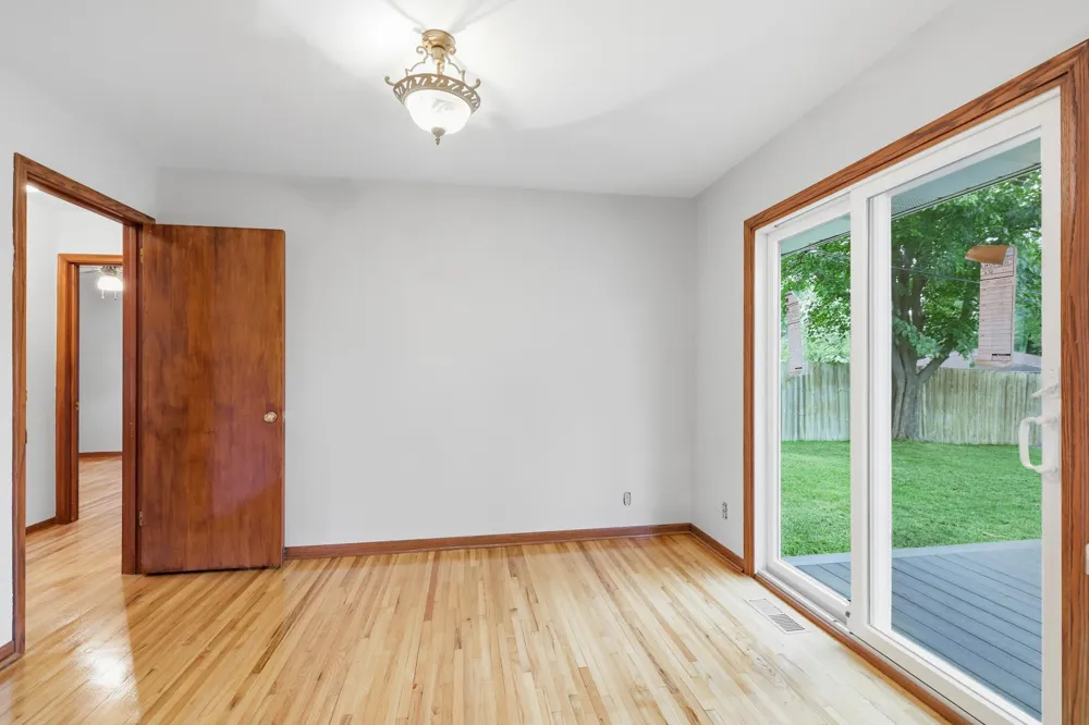 8739 Hadley Avenue S Cottage Grove, MN 55016