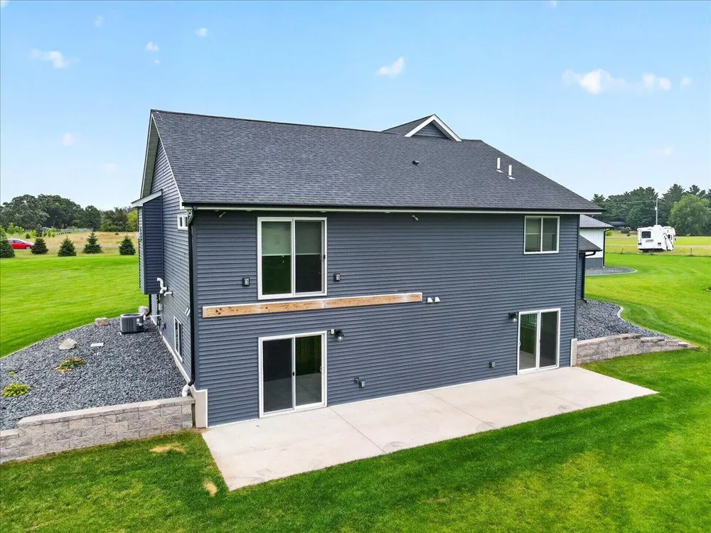 7700 Lent Trail Stacy, MN 55079