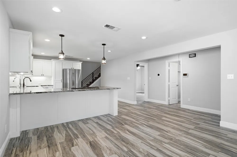 1319 Lansford Avenue Dallas, TX 75224