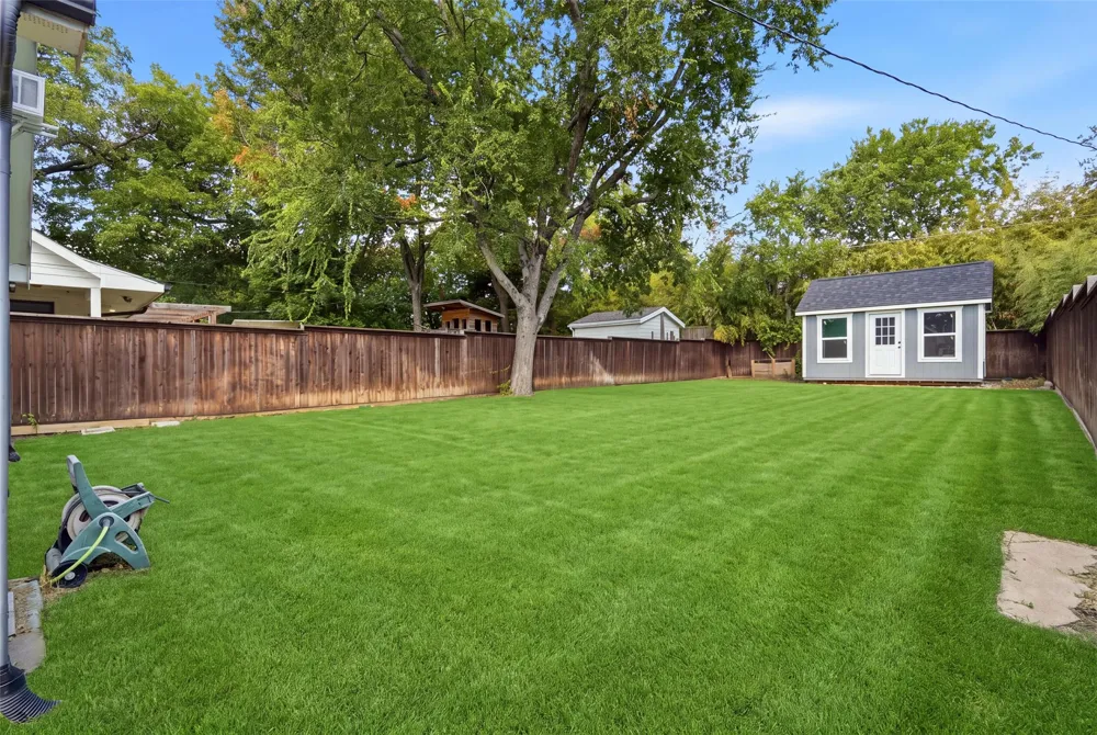 1319 Lansford Avenue Dallas, TX 75224