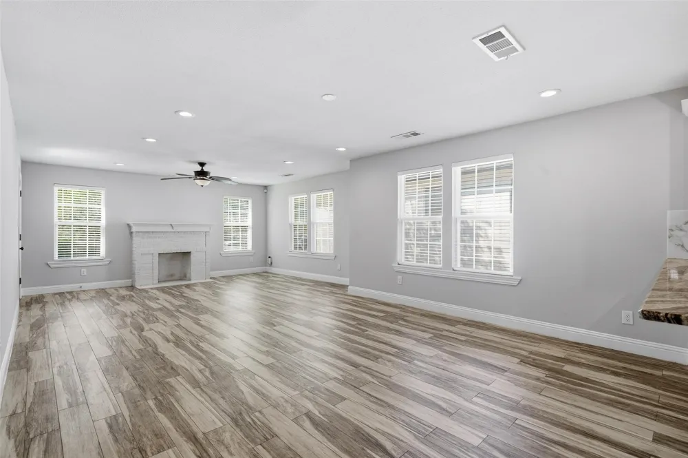 1319 Lansford Avenue Dallas, TX 75224