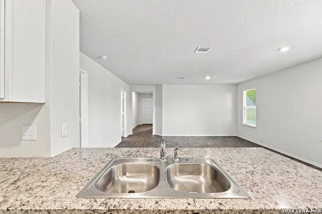 1027 Andean Emerald San Antonio, TX 78253