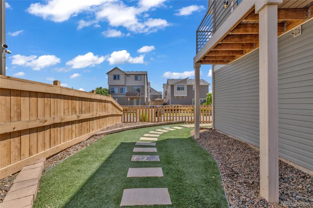 18183 E 104th Way Commerce City, CO 80022