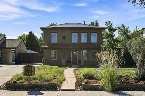 965 Krameria Street