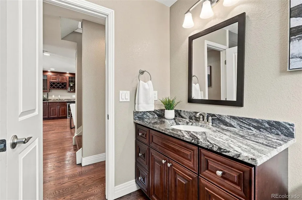 965 Krameria Street Denver, CO 80220