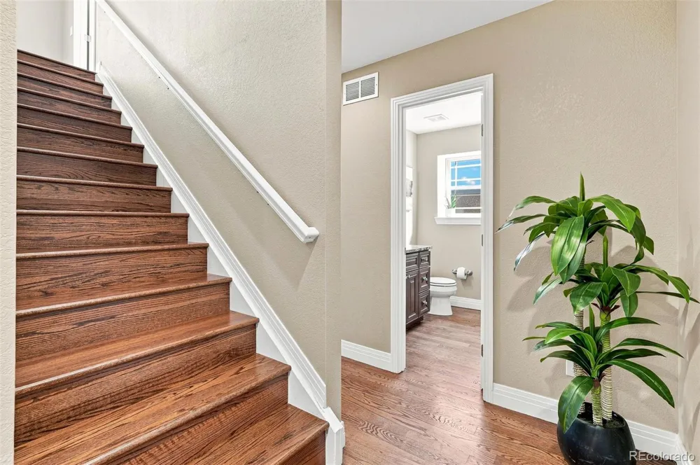 965 Krameria Street Denver, CO 80220