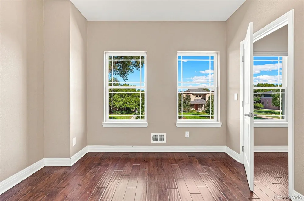 965 Krameria Street Denver, CO 80220