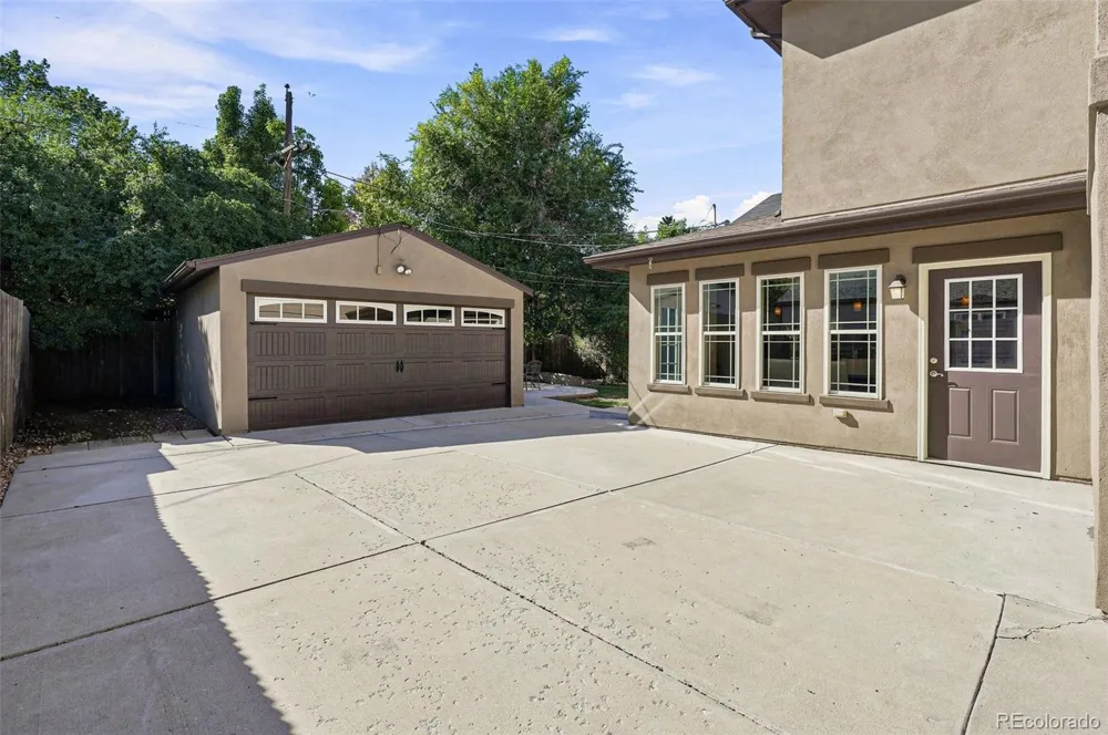 965 Krameria Street Denver, CO 80220