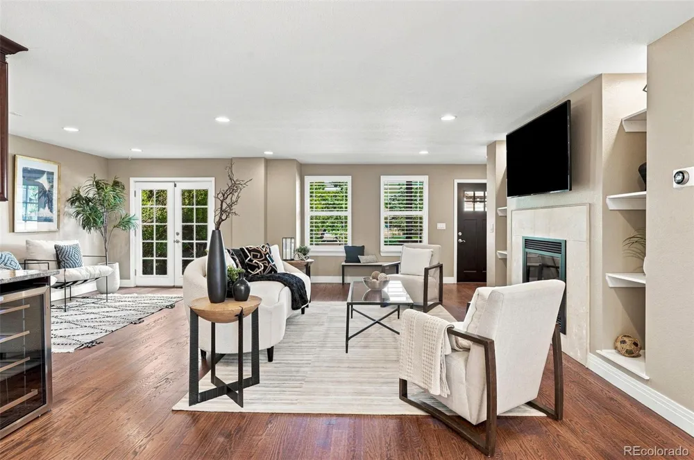965 Krameria Street Denver, CO 80220