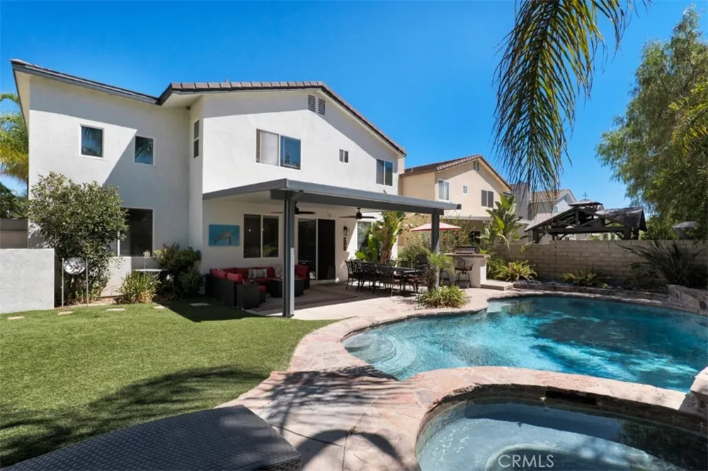 30447 Terracina Place Castaic, CA 91384