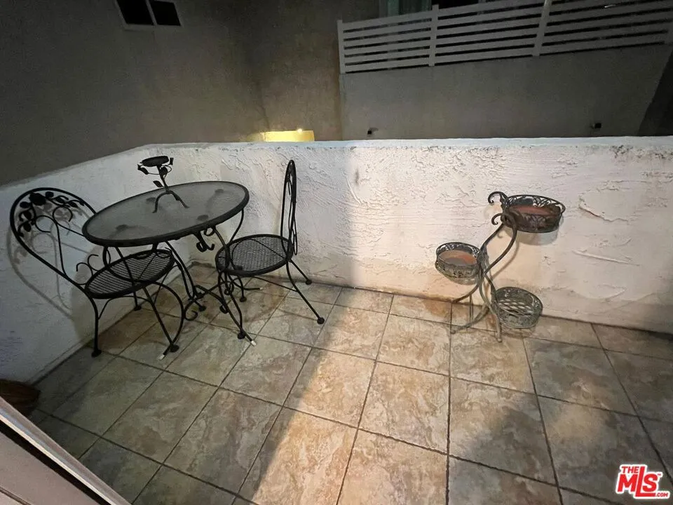 1845 Corinth Avenue #204 Los Angeles, CA 90025