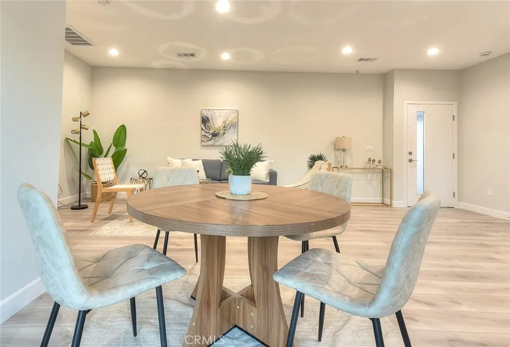 754 Rio Del Sol Avenue Montebello, CA 90640